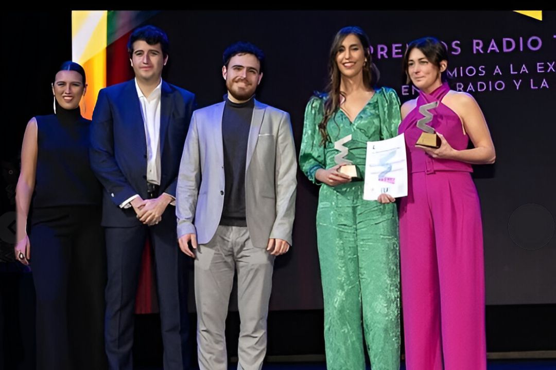 Carmen Bentabol, arquitecta y profesora de Innadi, Ángel Cobo, arquitecto y profesor de Innadi, Carlos Rebolo, arquitecto y profesor de Innadi, Miriam Orellana, asesora formativa de Innadi, y Cristina González, directora formativa de Innadi.